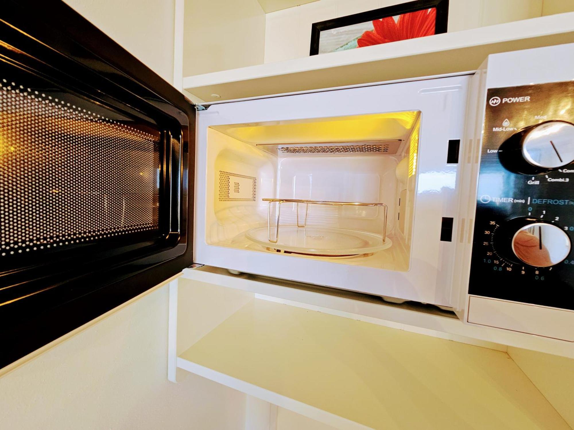 Apartmán Live-inn Hotel-style 5 Apartments, 20 Mins To Centre, Gym, Reception, Free Parking, Lift, Roof Terrace & Game Praha